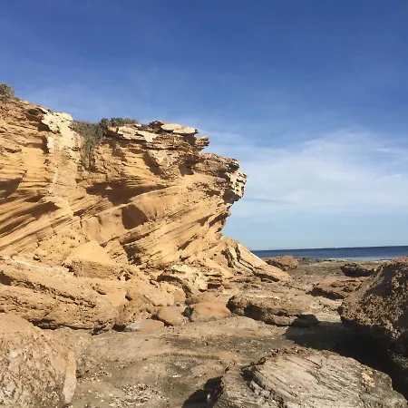 Seafront Dream Апартаменты Торевьиа